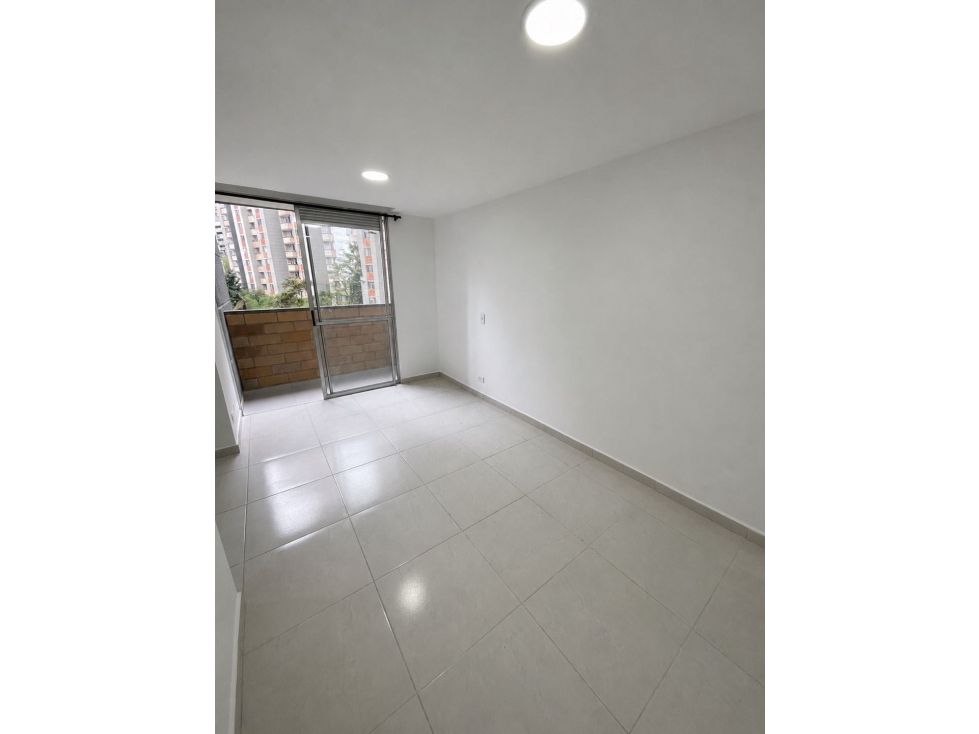 Apartamento en arriendo Antioquia Medellín Nazareth 60 m2 Habitaciones 3 Baños 2 Garajes 0 Precio $2050000