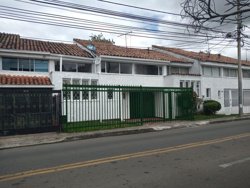 Casa en venta Cundinamarca Bogotá Los Andes Norte 170 m2 Habitaciones 3 Baños 3 Garajes 2 Precio $900000000