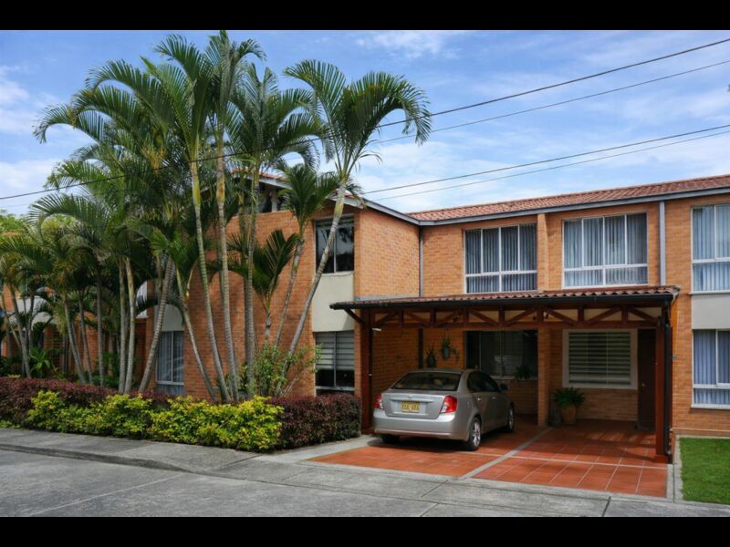 Casa en venta Cauca Popayán Cr Pino Pardo Real 107 m2 Habitaciones 4 Baños 3 Garajes 2 Precio $390000000