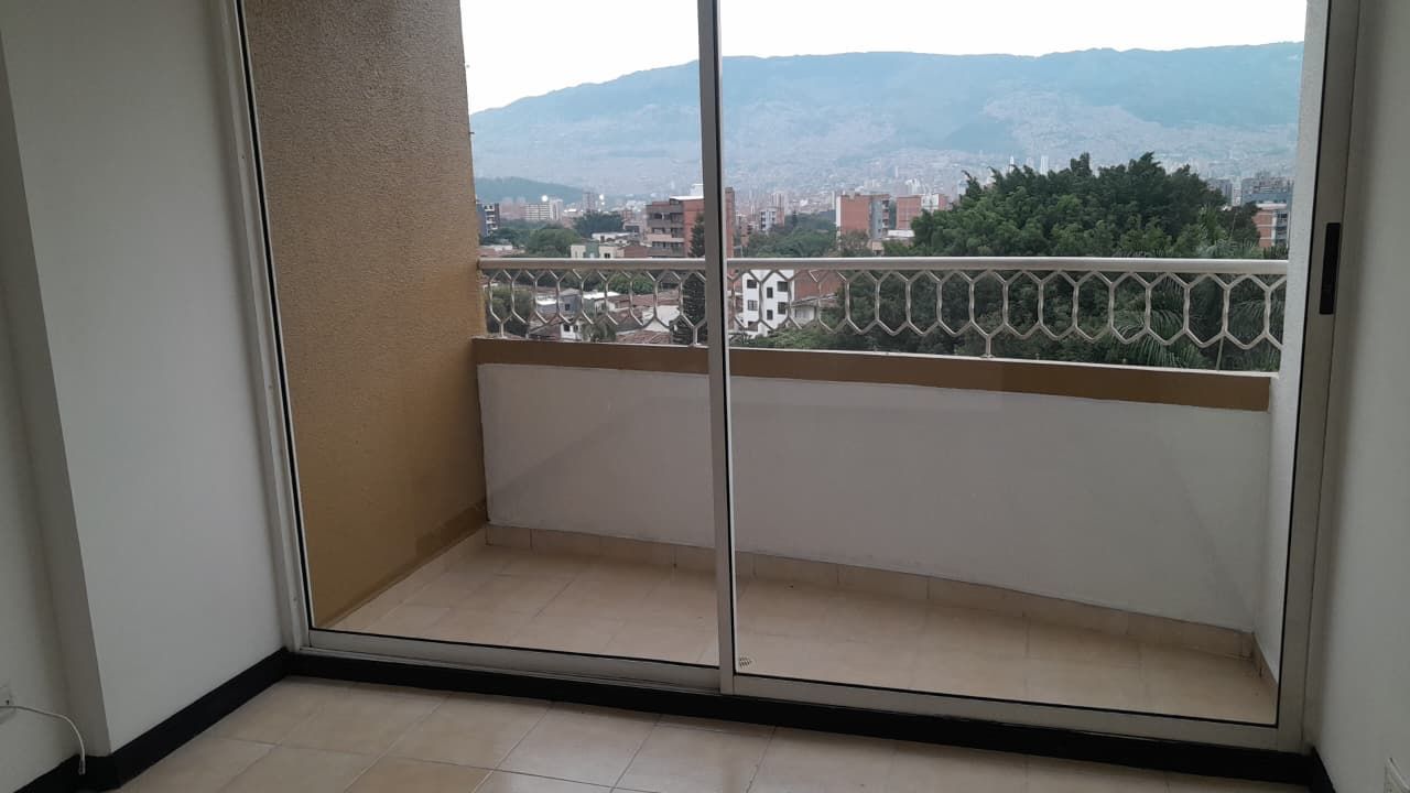 Apartaestudio en arriendo Antioquia Medellín Santa Teresita 45 m2 Habitaciones 1 Baños 1 Garajes 1 Precio $1750000