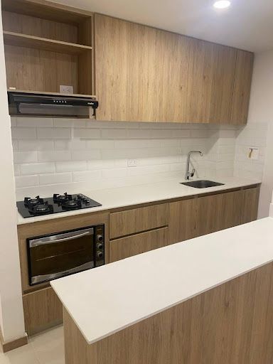 Apartaestudio en arriendo Antioquia Envigado Las Flores 75 m2 Habitaciones 1 Baños 2 Garajes 1 Precio $2800000