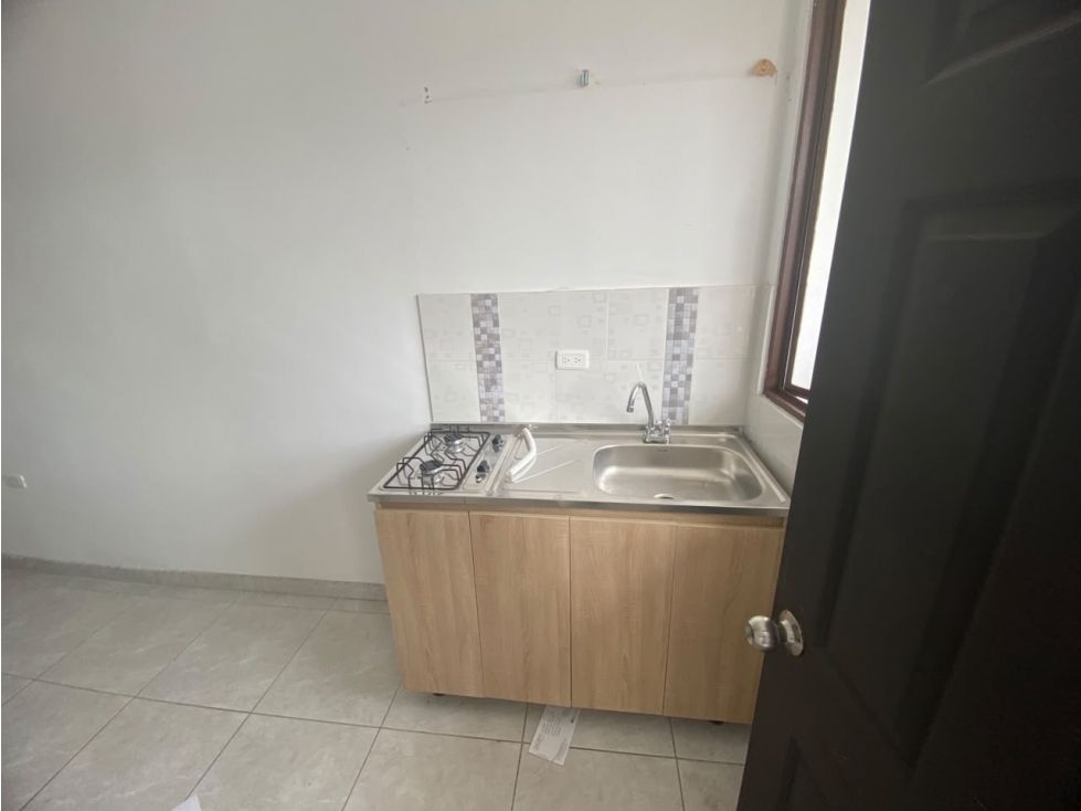 Apartaestudio en arriendo Caldas Manizales Los Rosales 60 m2 Habitaciones 1 Baños 1 Garajes 0 Precio $550000