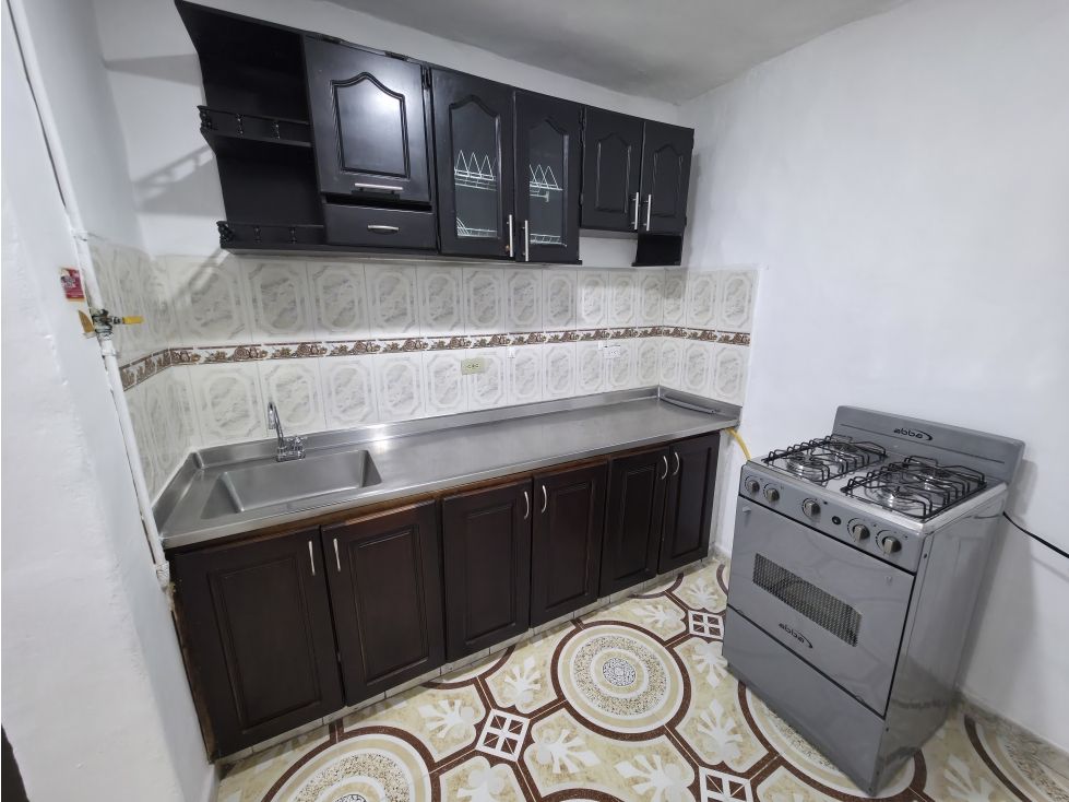 Casa en arriendo Antioquia Medellín Campo Valdes No2 752 m2 Habitaciones 3 Baños 2 Garajes 0 Precio $1400000