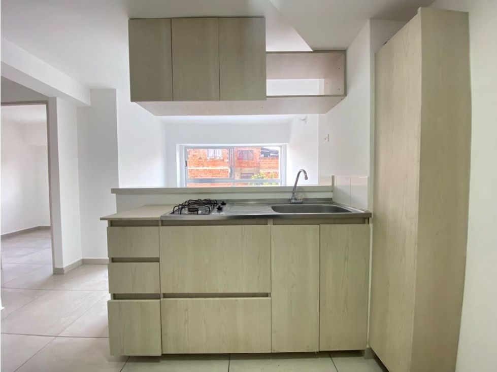 Apartamento en arriendo Antioquia Medellín Cristobal 45 m2 Habitaciones 2 Baños 1 Garajes 1 Precio $1900000