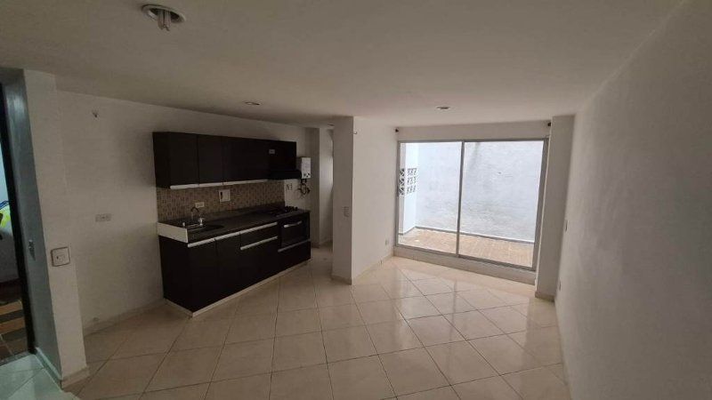 Apartamento en arriendo Antioquia Sabaneta Calle Larga 80 m2 Habitaciones 3 Baños 2 Garajes 0 Precio $2100000