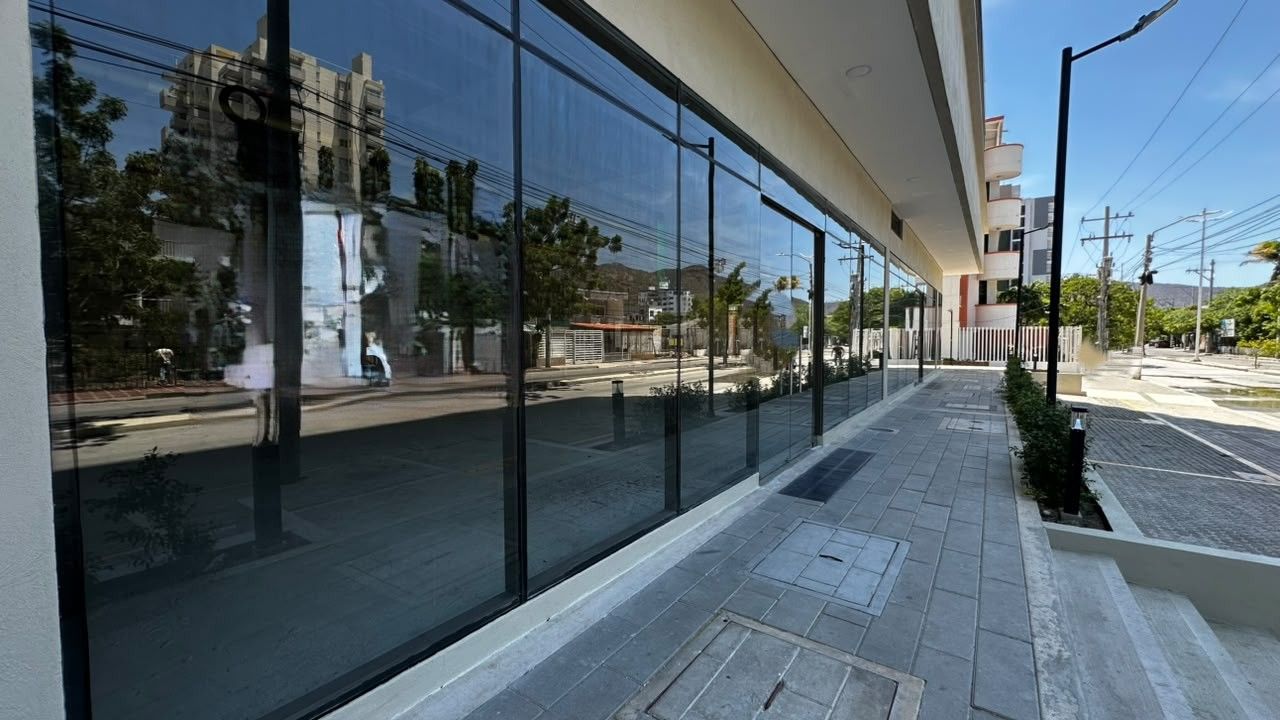 Local en arriendo Magdalena Santa Marta Rodadero Sur 92 m2 Habitaciones 0 Baños 0 Garajes 0 Precio $11501358