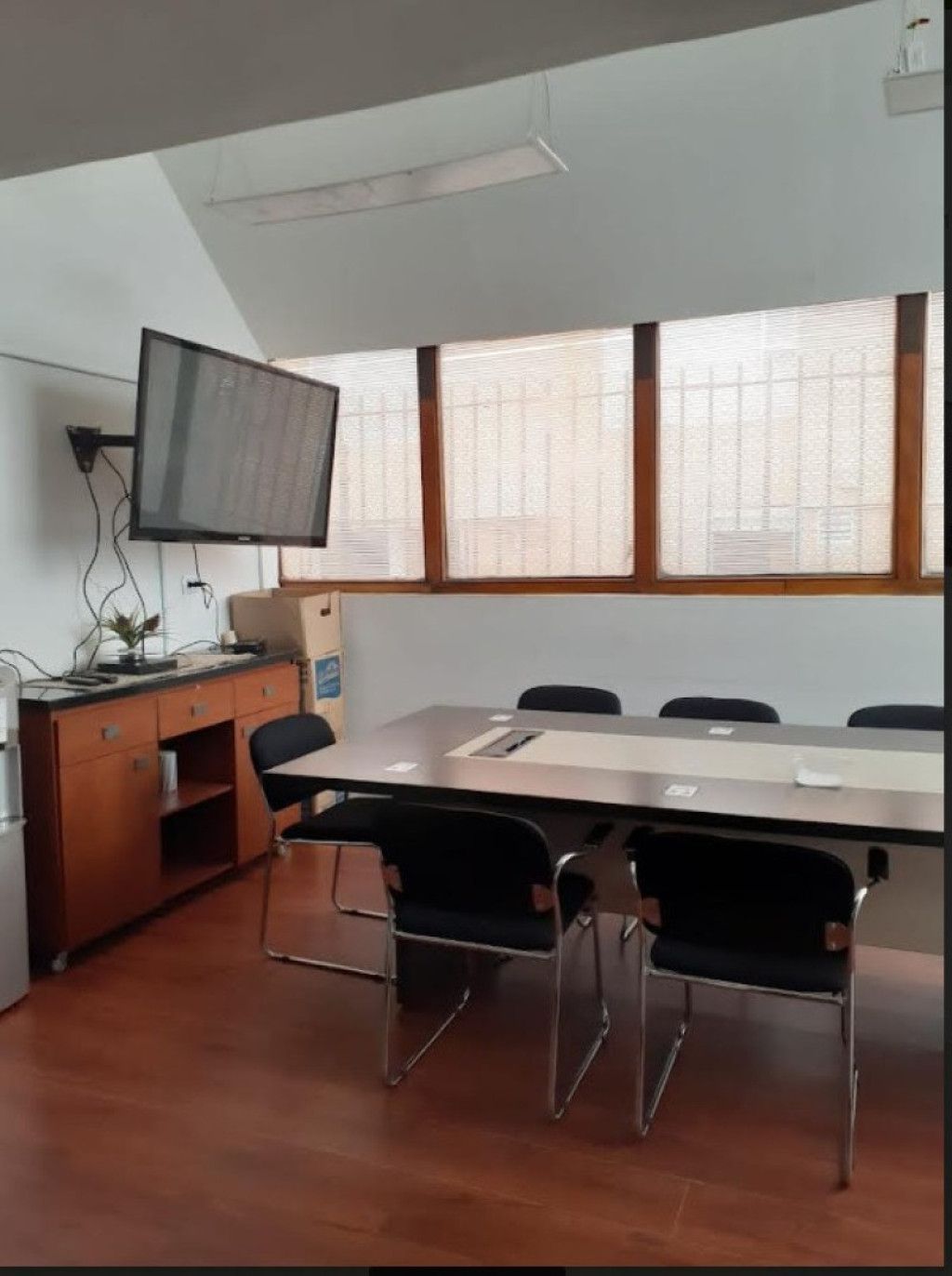 Oficina en venta Cundinamarca Bogotá Santa Barbara Occidental 190 m2 Habitaciones 0 Baños 4 Garajes 2 Precio $850000000