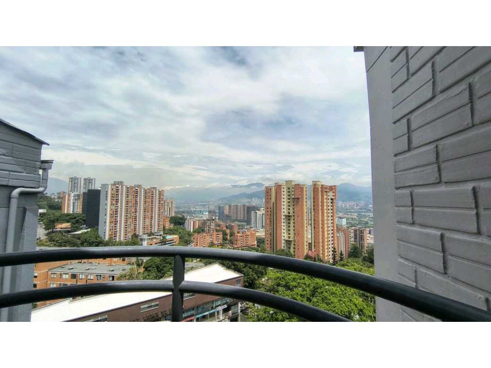 Apartamento en arriendo Antioquia Medellín Asomadera No2 95 m2 Habitaciones 4 Baños 2 Garajes 1 Precio $3000000