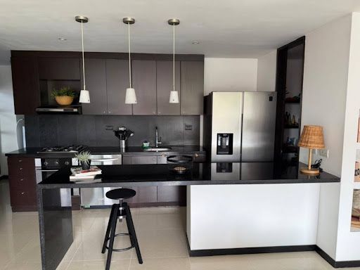 Apartamento en arriendo Antioquia Medellín La Gloria 145 m2 Habitaciones 2 Baños 4 Garajes 2 Precio $8000000