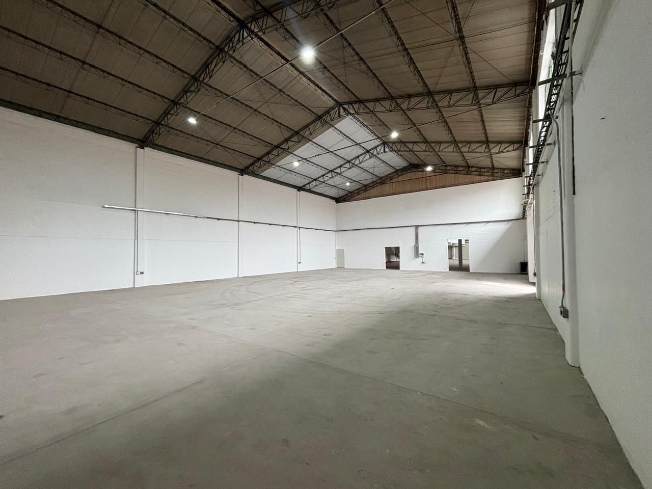 Bodega en arriendo Antioquia Itagüí San Fernando 1200 m2 Habitaciones 0 Baños 8 Garajes 2 Precio $49200000