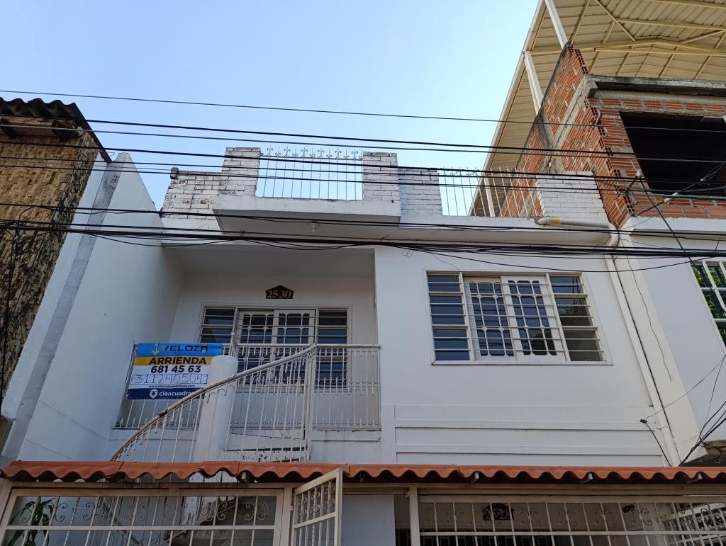 Casa en venta Valle Del Cauca Cali Urbanización Boyacá 320 m2 Habitaciones 7 Baños 5 Garajes 1 Precio $550000000