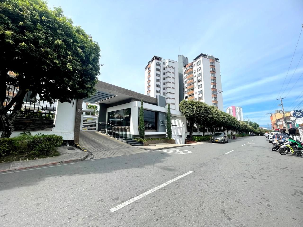 Apartamento en venta Santander Floridablanca Cr Torres De Cañaveral Et Ii 117 m2 Habitaciones 4 Baños 3 Garajes 2 Precio $630000000