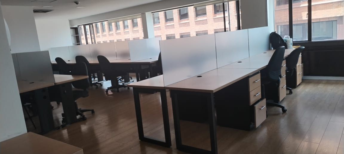 Oficina en arriendo o venta Cundinamarca Bogotá Chico Norte Et Ii 143 m2 Habitaciones 0 Baños 2 Garajes 3 Precio venta $1300000000 Precio arriendo $12550000