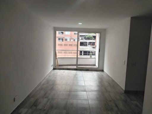 Apartamento en arriendo Antioquia Medellín Asomadera No1 87 m2 Habitaciones 3 Baños 2 Garajes 1 Precio $3500000
