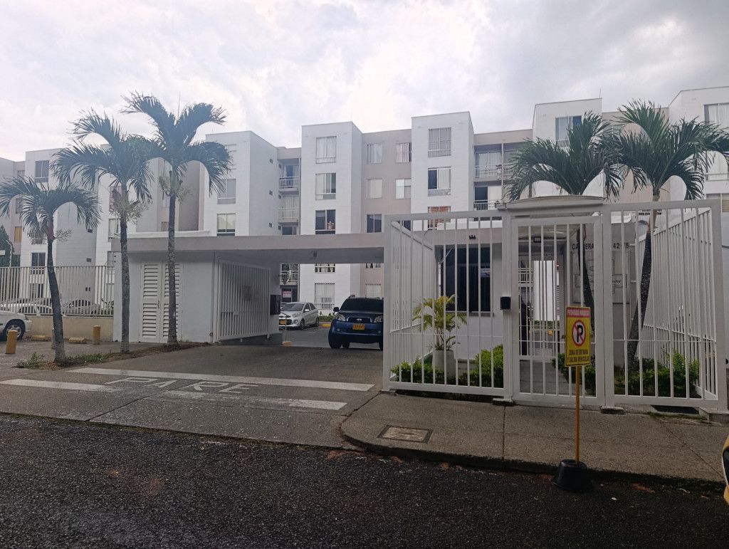 Apartamento en arriendo Valle Del Cauca Cali Lili 65 m2 Habitaciones 3 Baños 2 Garajes 1 Precio $1600000