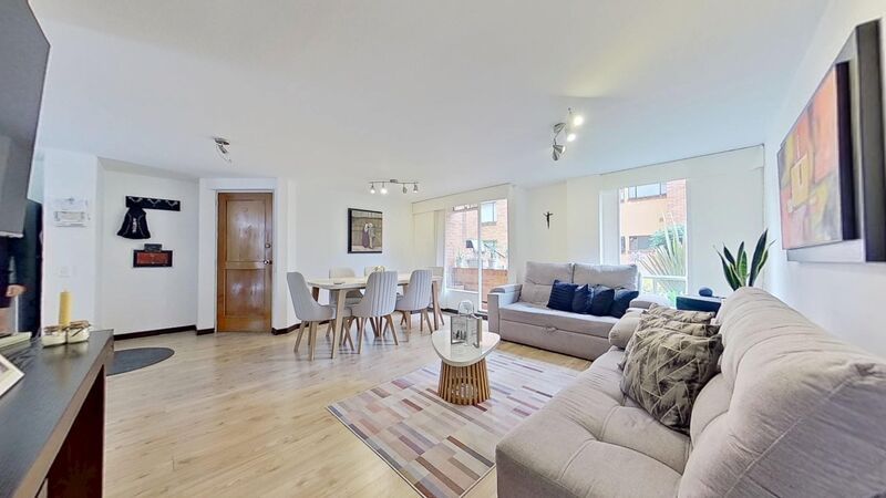 Apartamento en venta Cundinamarca Bogotá Santa Rosa 129 m2 Habitaciones 2 Baños 2 Garajes 1 Precio $790000000