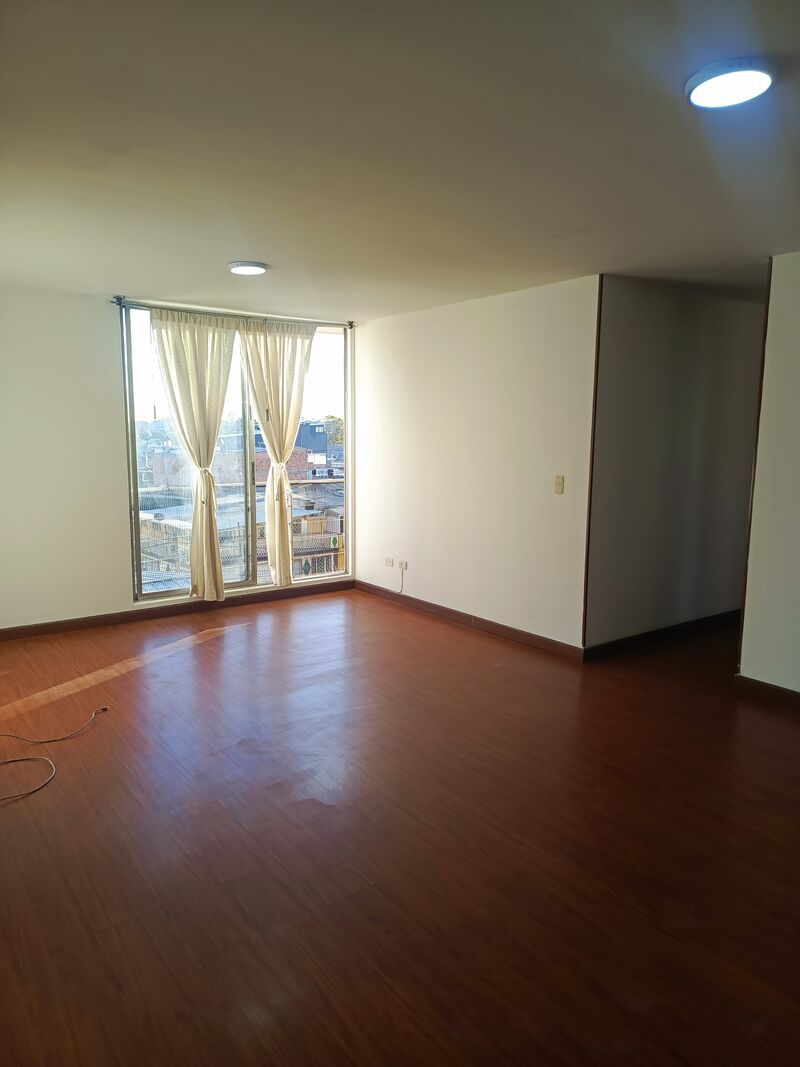 Apartamento en venta Cundinamarca Bogotá Santa Rosa 80 m2 Habitaciones 3 Baños 2 Garajes 0 Precio $390000000