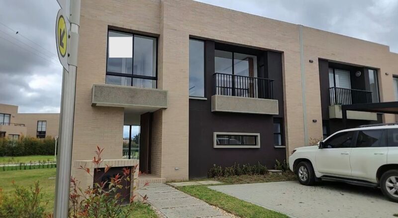 Casa en venta Cundinamarca Chía Ub Jota Vargas 136 m2 Habitaciones 3 Baños 3 Garajes 2 Precio $1150000000