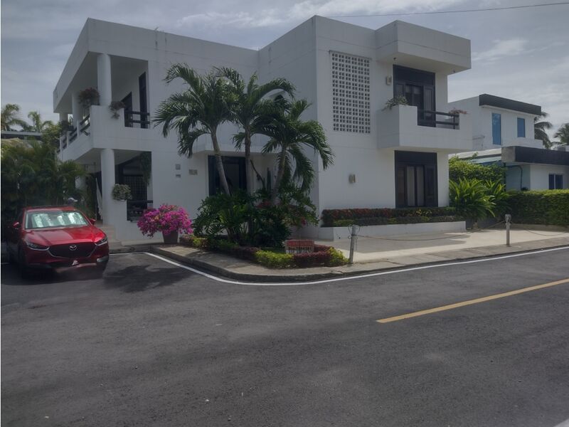 Casa en venta Cundinamarca Girardot Cn Campestre El Peñon Sc Ii 340 m2 Habitaciones 4 Baños 6 Garajes 3 Precio $1700000000