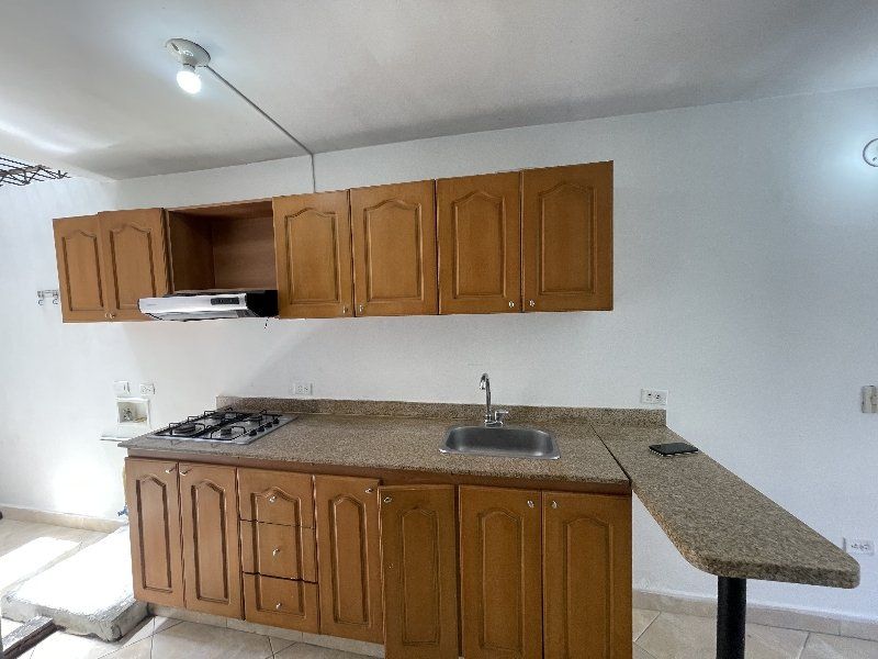 Apartamento en arriendo Antioquia Medellín El Danubio 75 m2 Habitaciones 2 Baños 1 Garajes 0 Precio $1650000