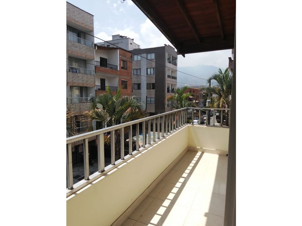 Apartamento en arriendo Antioquia Itagüí Santa Maria Et Ii 80 m2 Habitaciones 4 Baños 2 Garajes 0 Precio $2000000