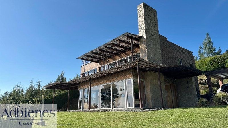 Casa en venta Antioquia Medellín Los Balsos No 1 12000 m2 Habitaciones 3 Baños 4 Garajes 0 Precio $4500000000
