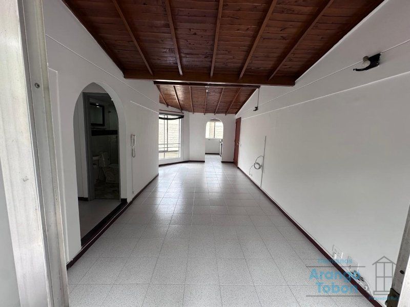 Apartamento en venta Antioquia Medellín San Bernardo 62 m2 Habitaciones 2 Baños 2 Garajes 0 Precio $385000000