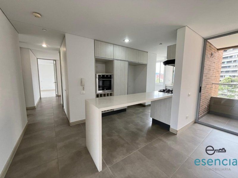 Apartamento en arriendo Antioquia Envigado Zúñiga 152 m2 Habitaciones 3 Baños 4 Garajes 0 Precio $7500000