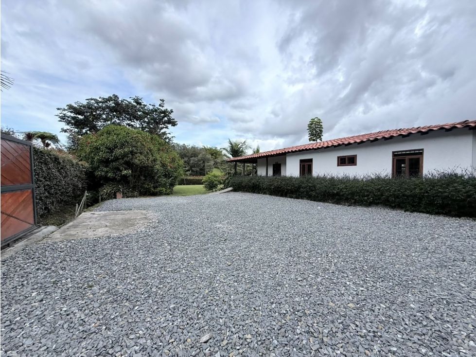 Casa Campestre en arriendo Antioquia Rionegro Rionegro 200 m2 Habitaciones 5 Baños 4 Garajes 4 Precio $6900000