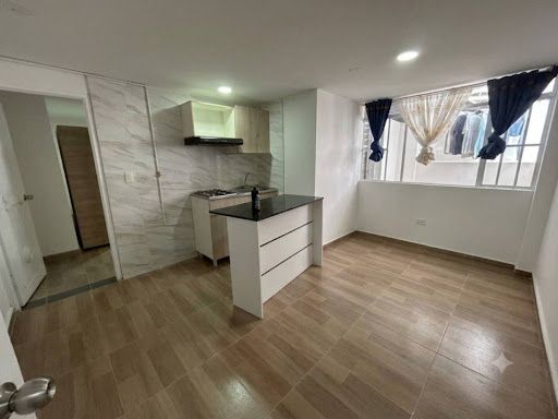 Apartamento en arriendo Cundinamarca Bogotá Chapinero Central 30 m2 Habitaciones 1 Baños 1 Garajes 0 Precio $1800000
