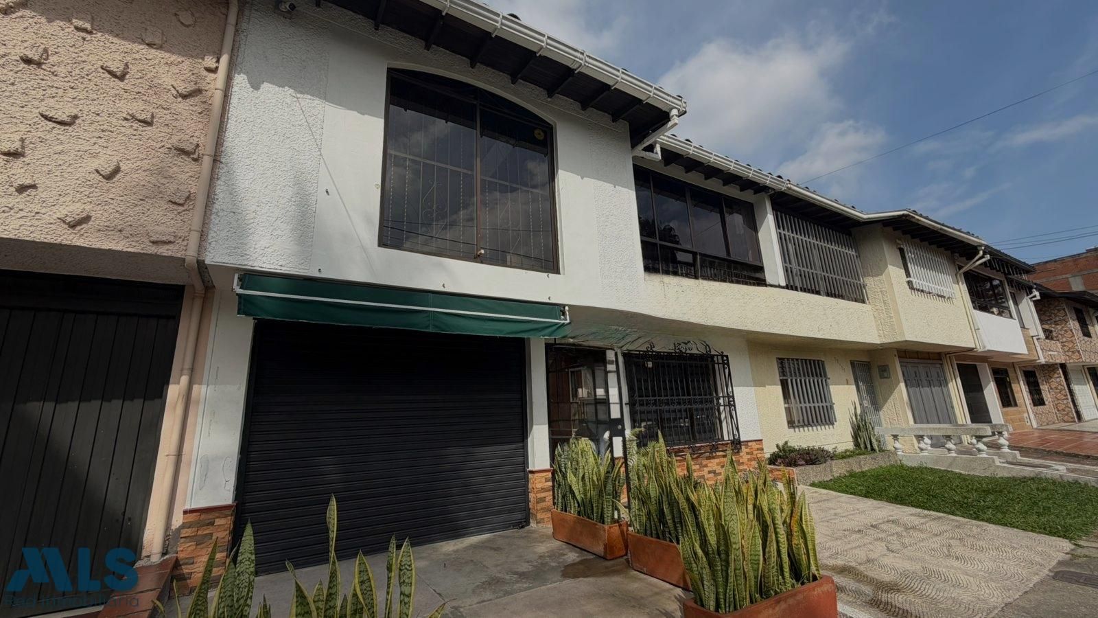 Casa en venta Antioquia Medellín Rosales 172 m2 Habitaciones 3 Baños 1 Garajes 1 Precio $1500000000