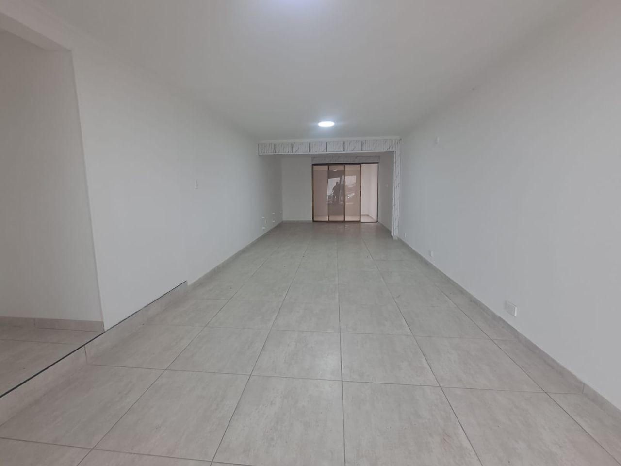 Local en arriendo Risaralda Pereira La Enseñanza 60 m2 Habitaciones 0 Baños 2 Garajes 1 Precio $2500000