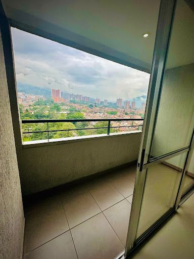 Apartamento en arriendo Antioquia La Estrella Las Brisas 54 m2 Habitaciones 2 Baños 2 Garajes 1 Precio $2250000