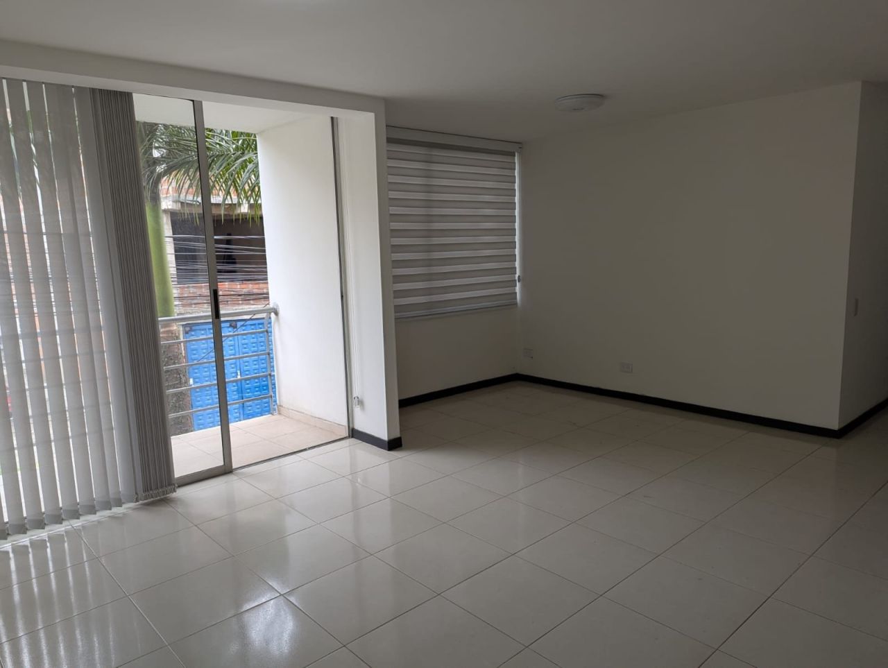 Apartamento en venta Valle Del Cauca Cali El Bosque 82 m2 Habitaciones 3 Baños 2 Garajes 1 Precio $325000000