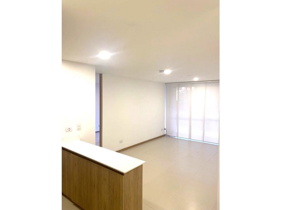 Apartaestudio en arriendo Antioquia Envigado Alcalá 65 m2 Habitaciones 1 Baños 2 Garajes 1 Precio $2800000