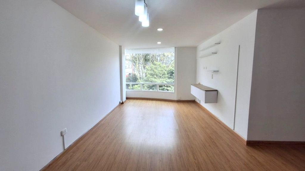 Apartamento en arriendo Cundinamarca Bogotá Quinta Paredes 68 m2 Habitaciones 3 Baños 2 Garajes 1 Precio $3238000