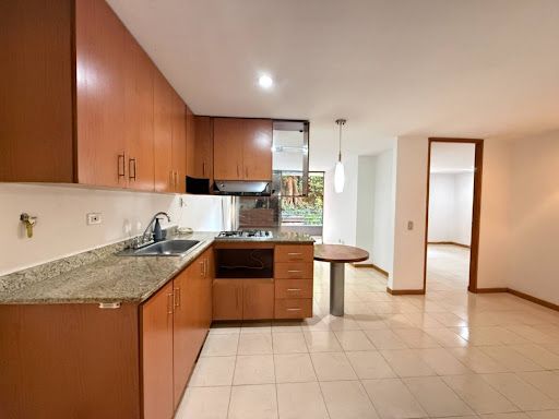 Apartamento en arriendo Antioquia Medellín Cerro Nutibara 67 m2 Habitaciones 2 Baños 2 Garajes 1 Precio $3000000