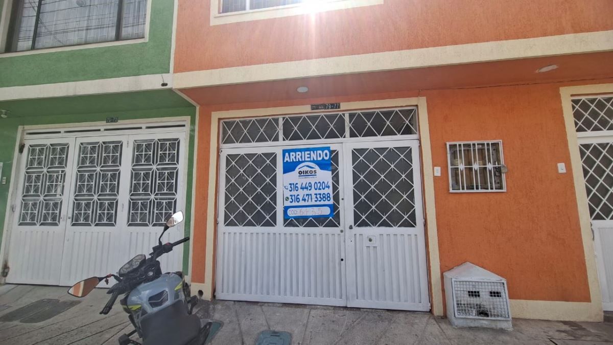 Casa en arriendo Cundinamarca Bogotá Bonanza 120 m2 Habitaciones 4 Baños 2 Garajes 1 Precio $2800000