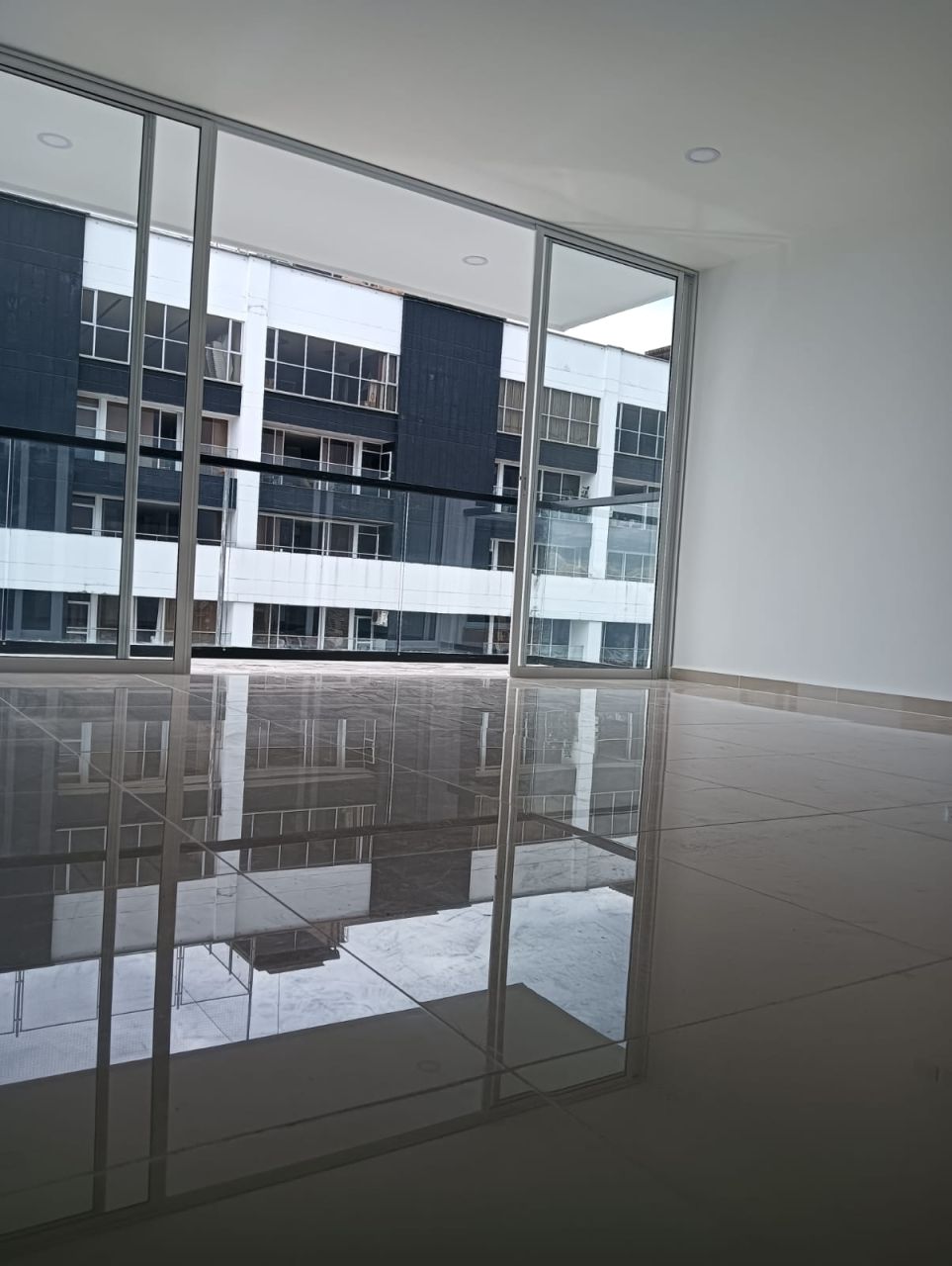 Apartamento en arriendo Santander Bucaramanga Mejoras Publicas 80 m2 Habitaciones 3 Baños 2 Garajes 1 Precio $3300000
