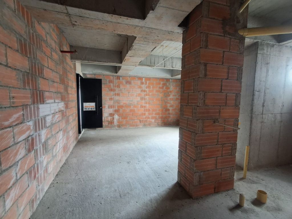 Oficina en arriendo Antioquia Envigado El Dorado 35 m2 Habitaciones 0 Baños 0 Garajes 0 Precio $2600000