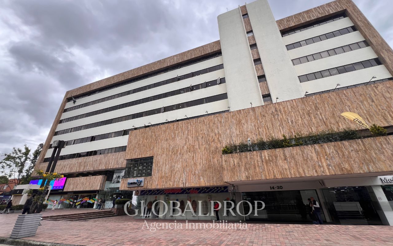 Oficina en venta Cundinamarca Bogotá Chicó Norte 100 m2 Habitaciones 0 Baños 1 Garajes 2 Precio $750000000
