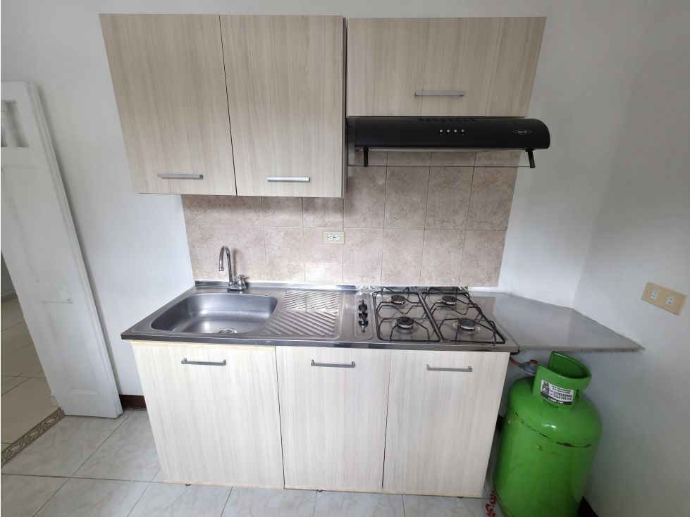 Apartaestudio en arriendo Antioquia Medellín Sucre 40 m2 Habitaciones 1 Baños 1 Garajes 0 Precio $1200000