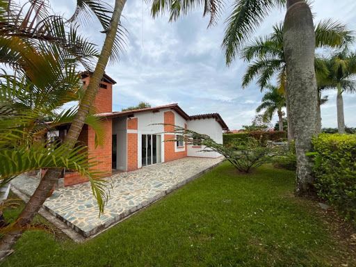 Casa Campestre en venta Risaralda Pereira Ur San Marcos 130 m2 Habitaciones 4 Baños 2 Garajes 8 Precio $1600000000