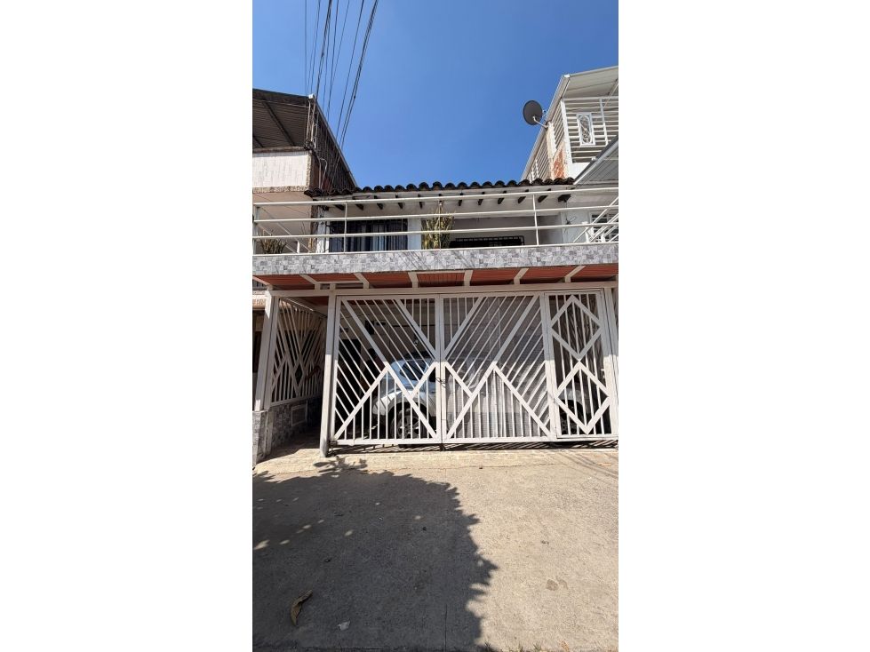 Casa en venta Valle Del Cauca Cali Alfonso López Ii Etapa 416 m2 Habitaciones 10 Baños 3 Garajes 1 Precio $370000000