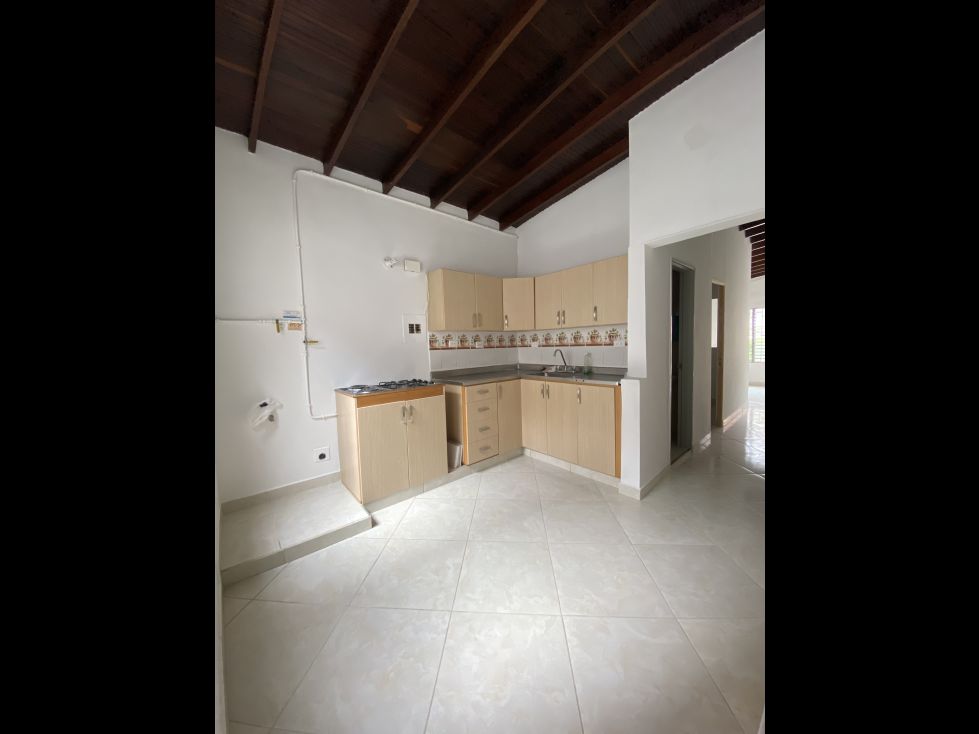 Apartamento en arriendo Antioquia Medellín El Nogal- Los Almendros 80 m2 Habitaciones 2 Baños 2 Garajes 0 Precio $2100000