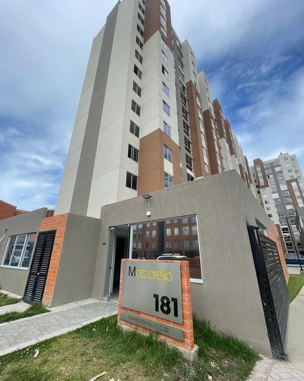 Apartamento en venta Cundinamarca Bogotá San Antonio Nor - Occidental 38 m2 Habitaciones 2 Baños 1 Garajes 0 Precio $233000000