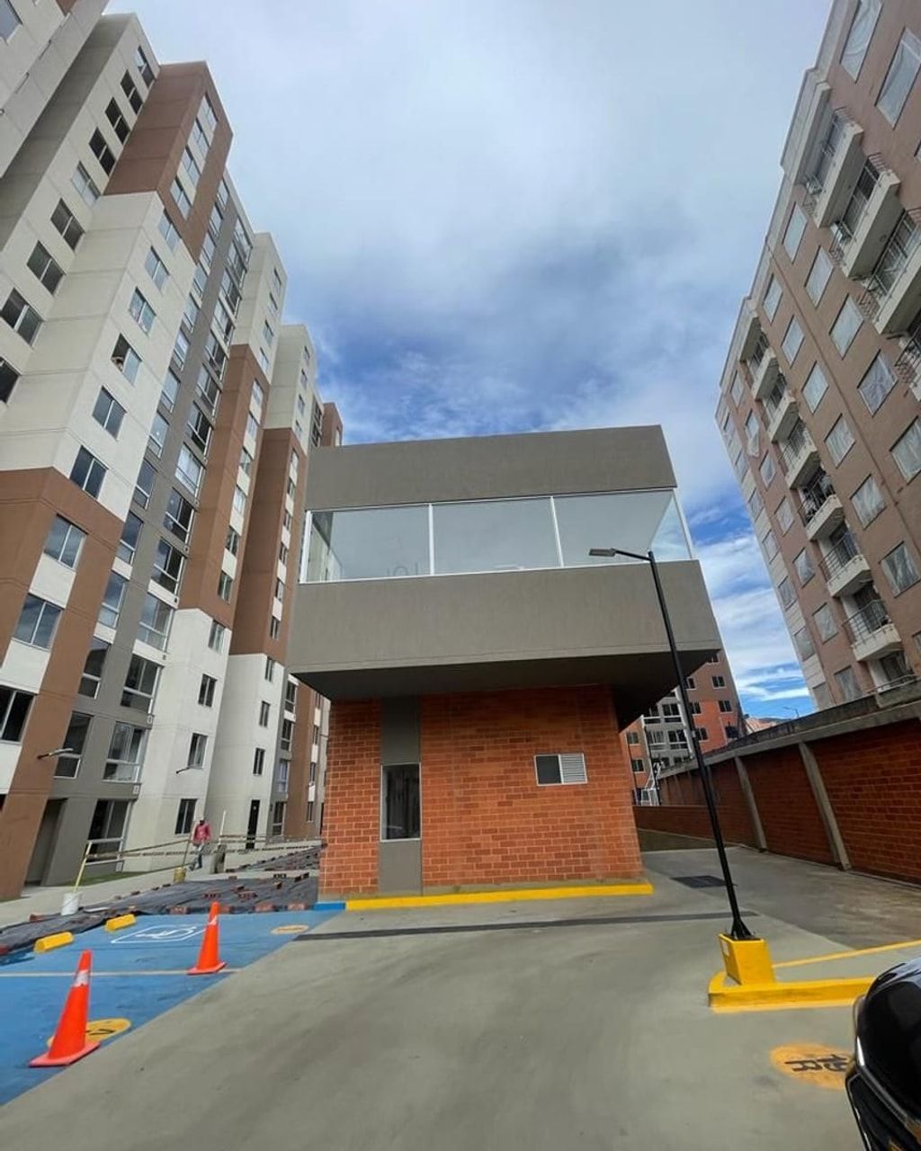 Apartamento en venta Cundinamarca Bogotá San Antonio Nor - Occidental 37 m2 Habitaciones 2 Baños 1 Garajes 0 Precio $230000000