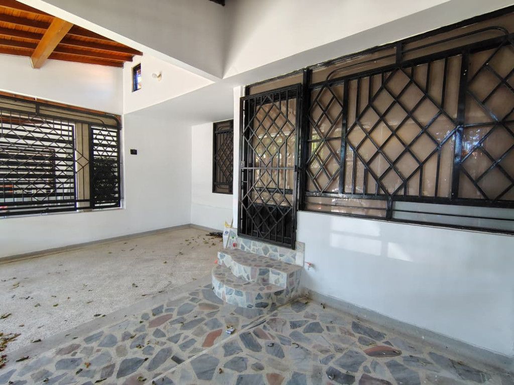 Casa en venta Norte De Santander Cúcuta Prados Del Este 100 m2 Habitaciones 3 Baños 2 Garajes 1 Precio $250000000