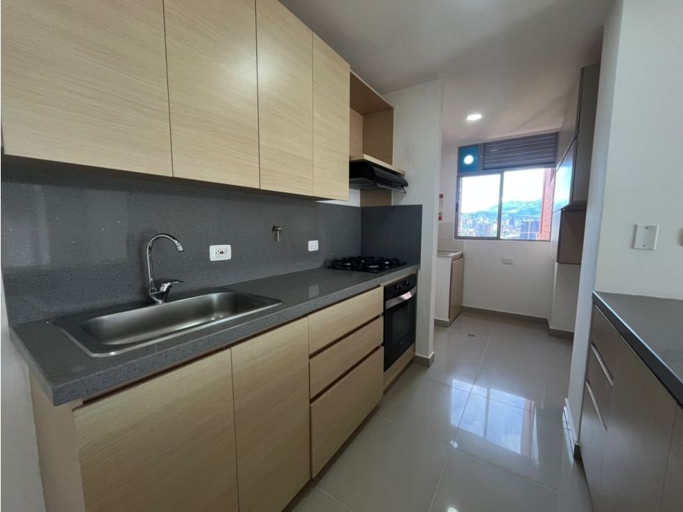 Apartamento en arriendo Antioquia Envigado Villagrande 110 m2 Habitaciones 3 Baños 3 Garajes 2 Precio $5500000