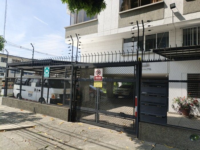 Apartamento en arriendo Valle Del Cauca Cali San Vicente 107 m2 Habitaciones 3 Baños 3 Garajes 1 Precio $2200000
